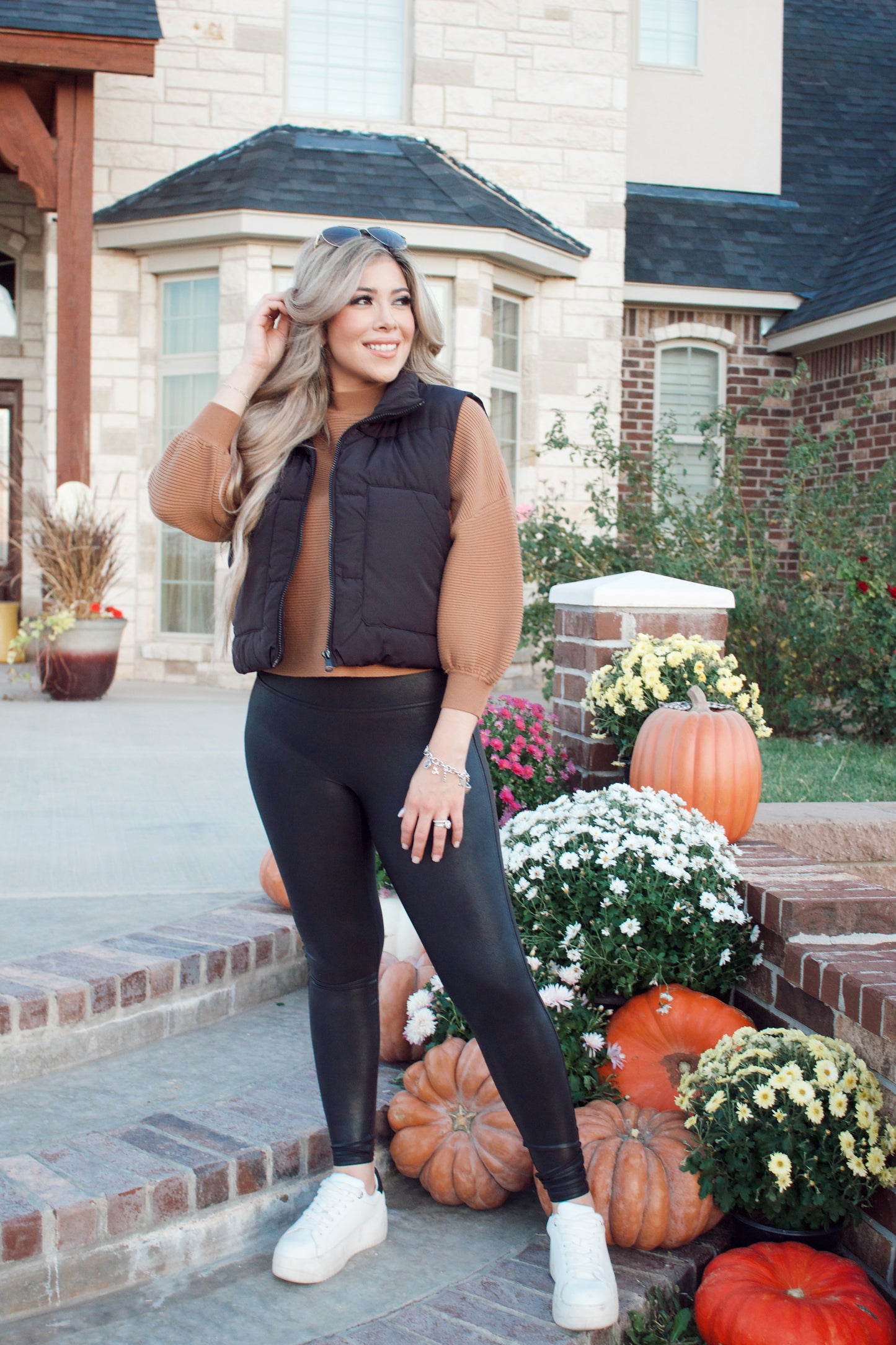 Snuggly Aesthetic Puffer Vest in Black