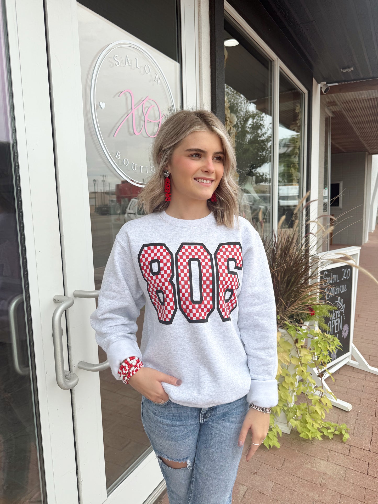 806 Checkered Sweater